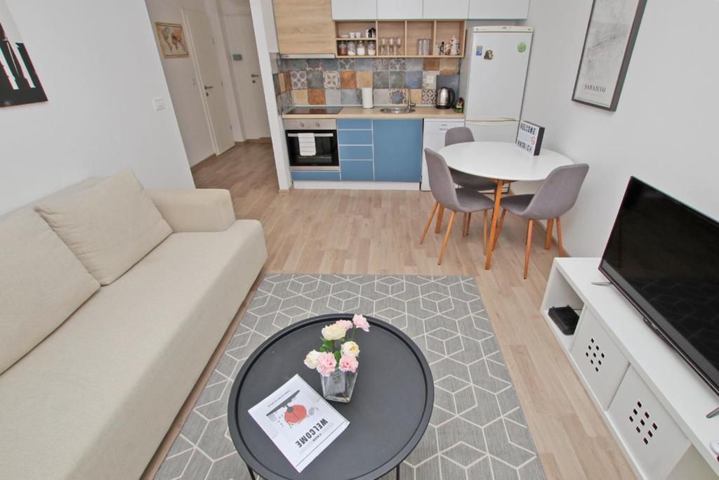 Morich Apartment In The Heart Of Old Town With Garden 塞拉耶佛 外观 照片
